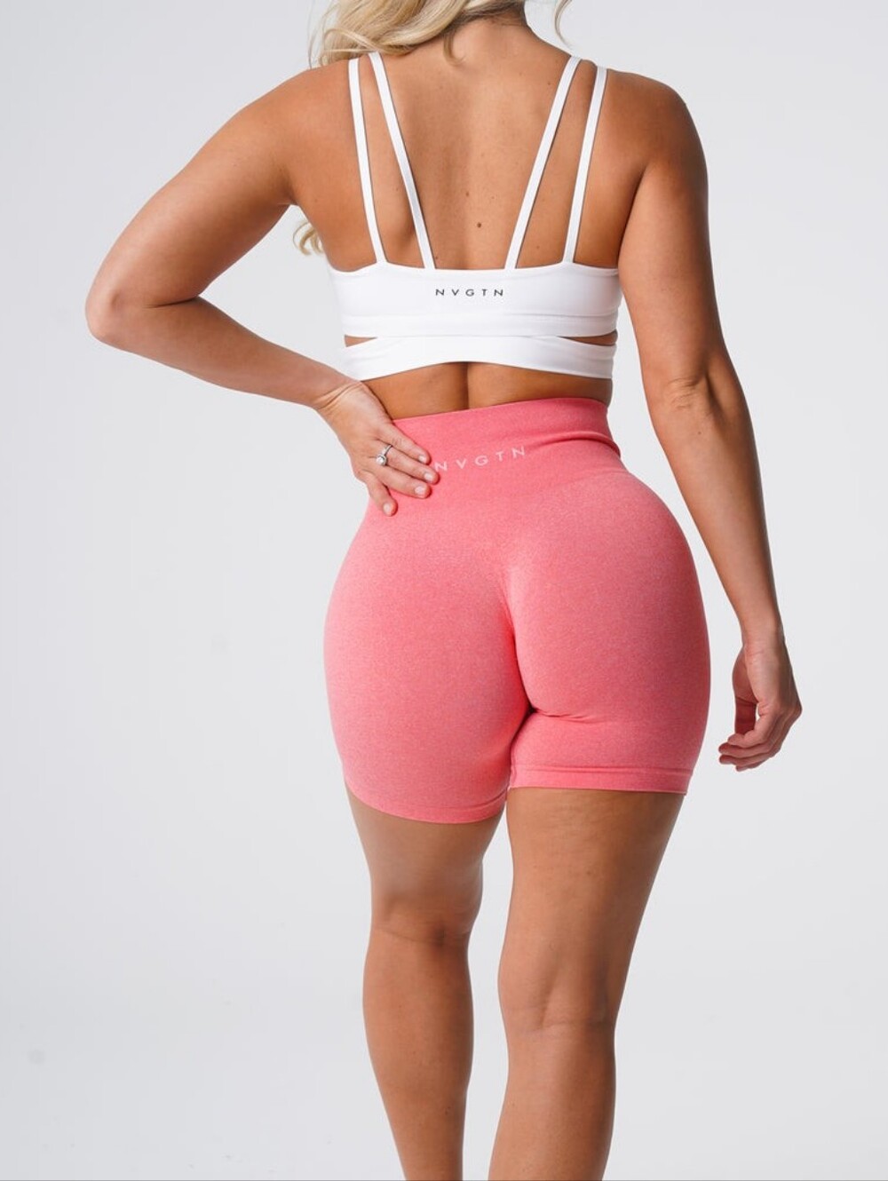 NVGTN Pro Seamless Shorts Coral